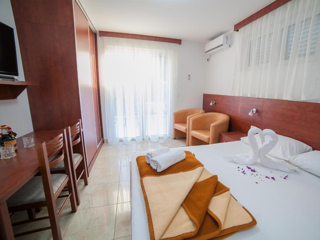 Guest House 4M Петровац Номер фото